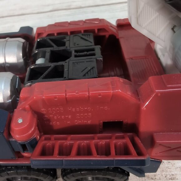 Hasbro Transformers Cybertron Galaxy Force Optimus Prime Figure – Unisex - Picture 6 of 8